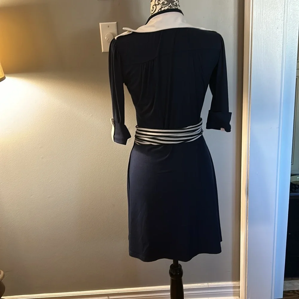 Bionic Dress - Picture 2 of 5